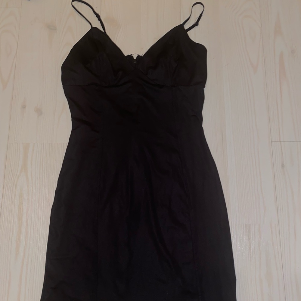 Charlotte Russ’s black dress